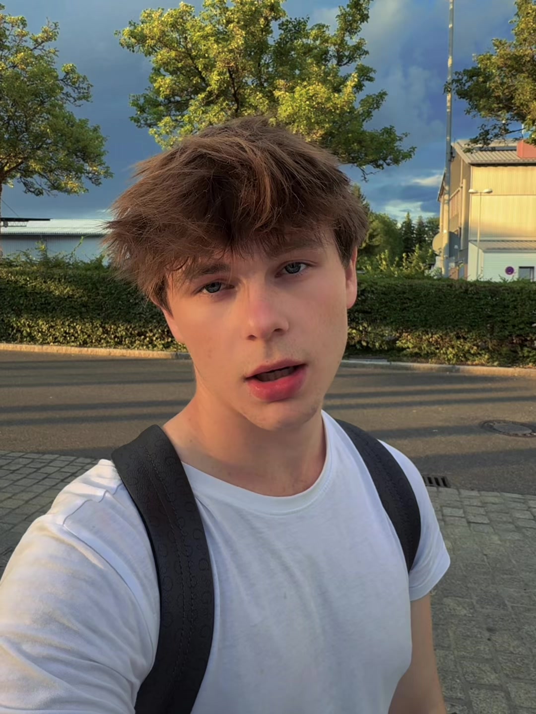 @AERI👻
