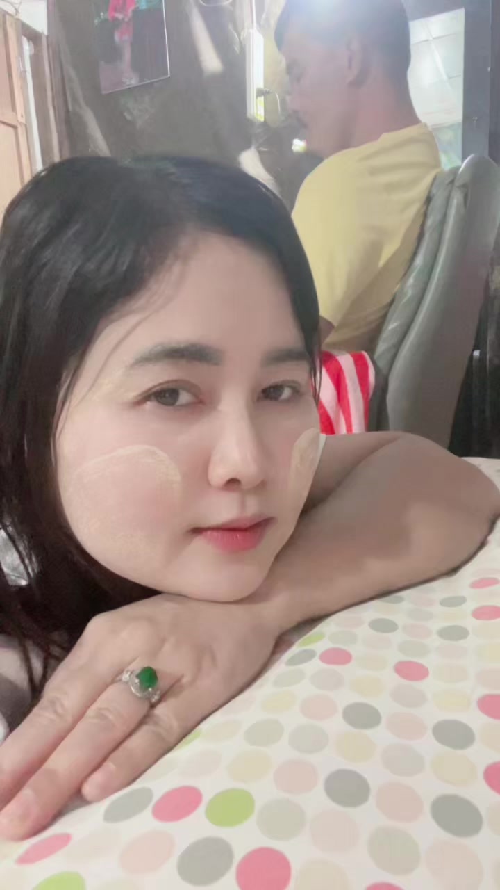 @🦋ပန်းနု🩵