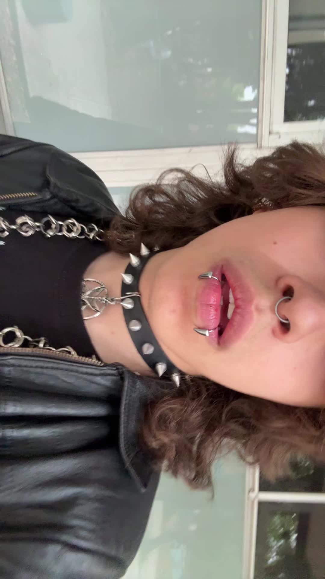 @Lio🦇🖤