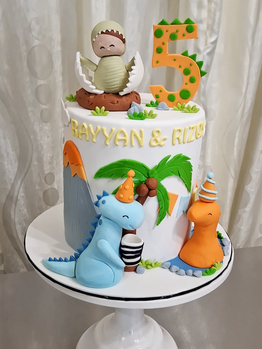 @Inspired Caketeer