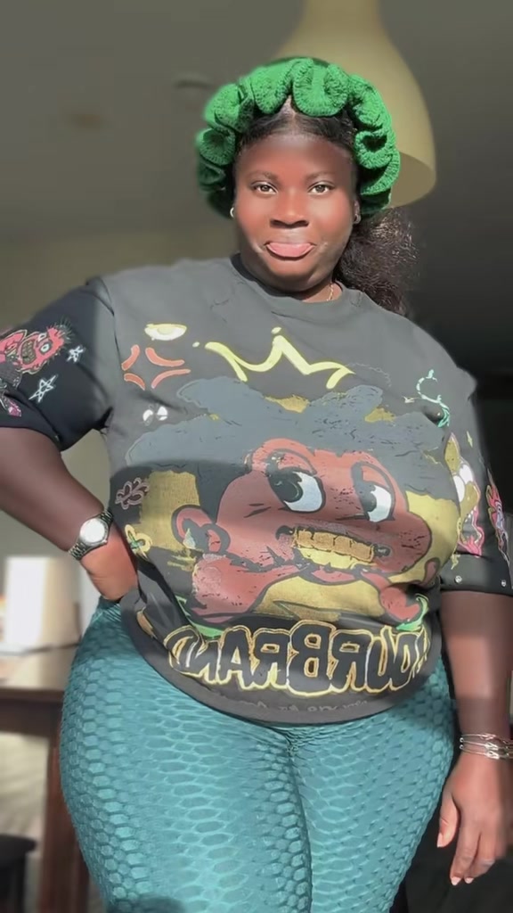 @Charlotte Tano🇨🇮♥️🇬🇭♥️🇨🇦