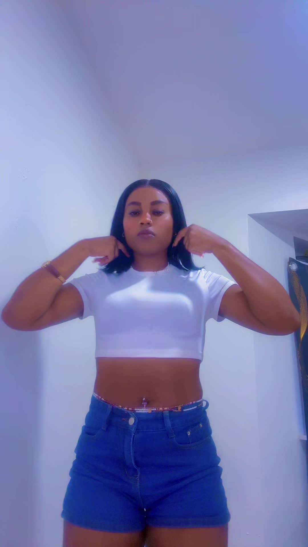 @Queen Chocolate 🍫🌹😘🥵👀