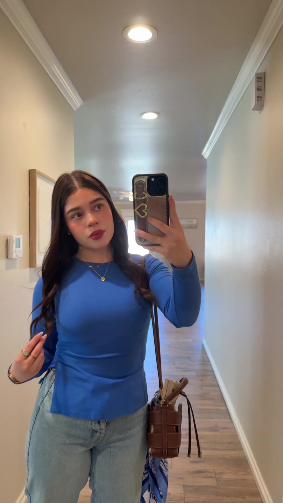 @Ashley Cifuentes E