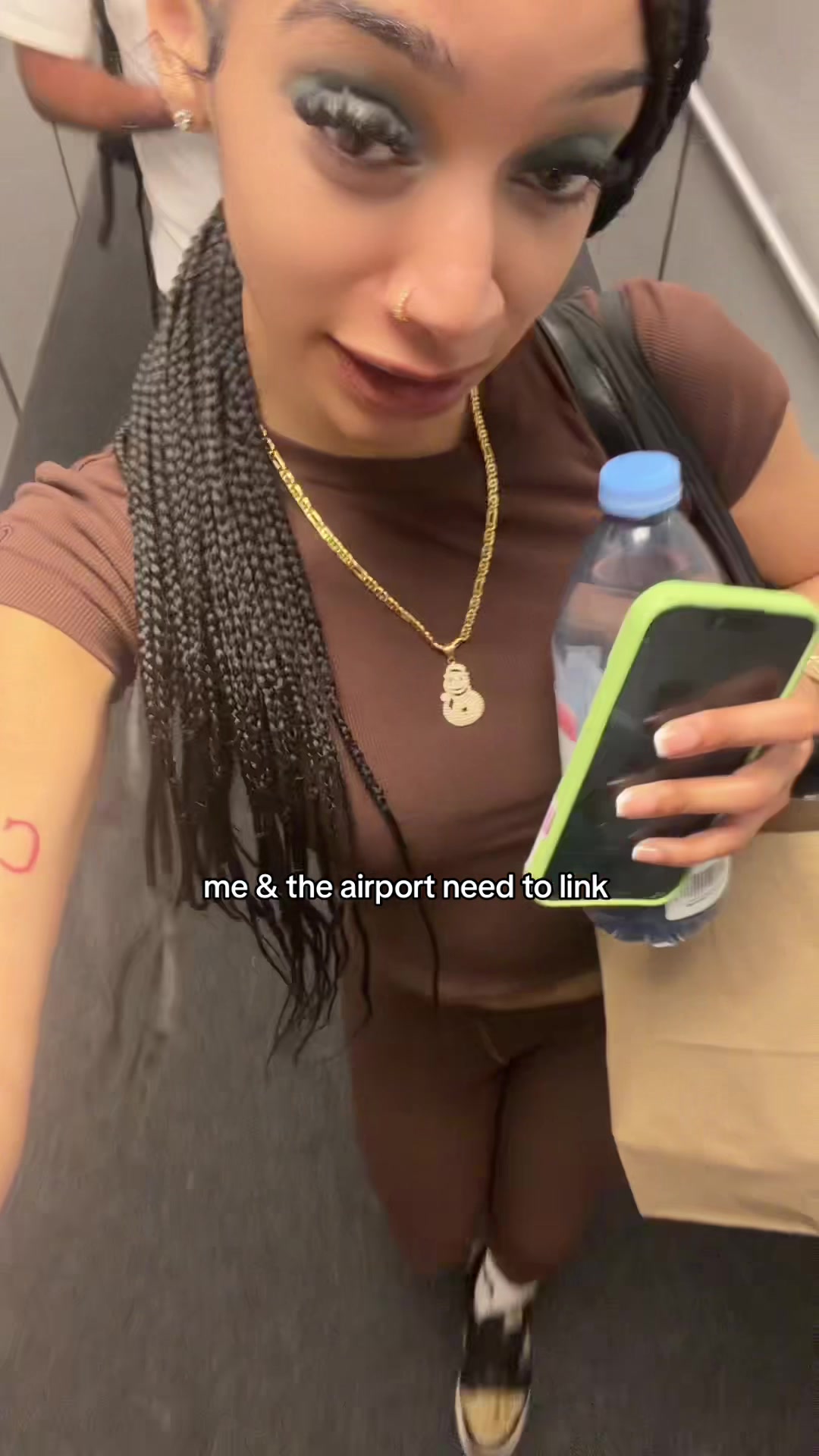 @itsogliyah