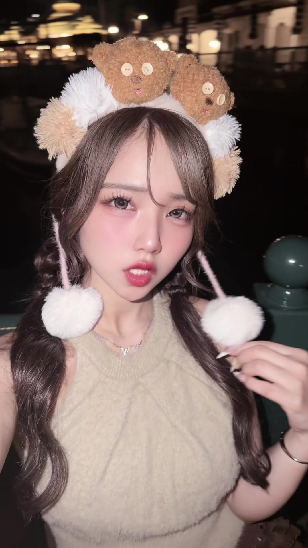@えま