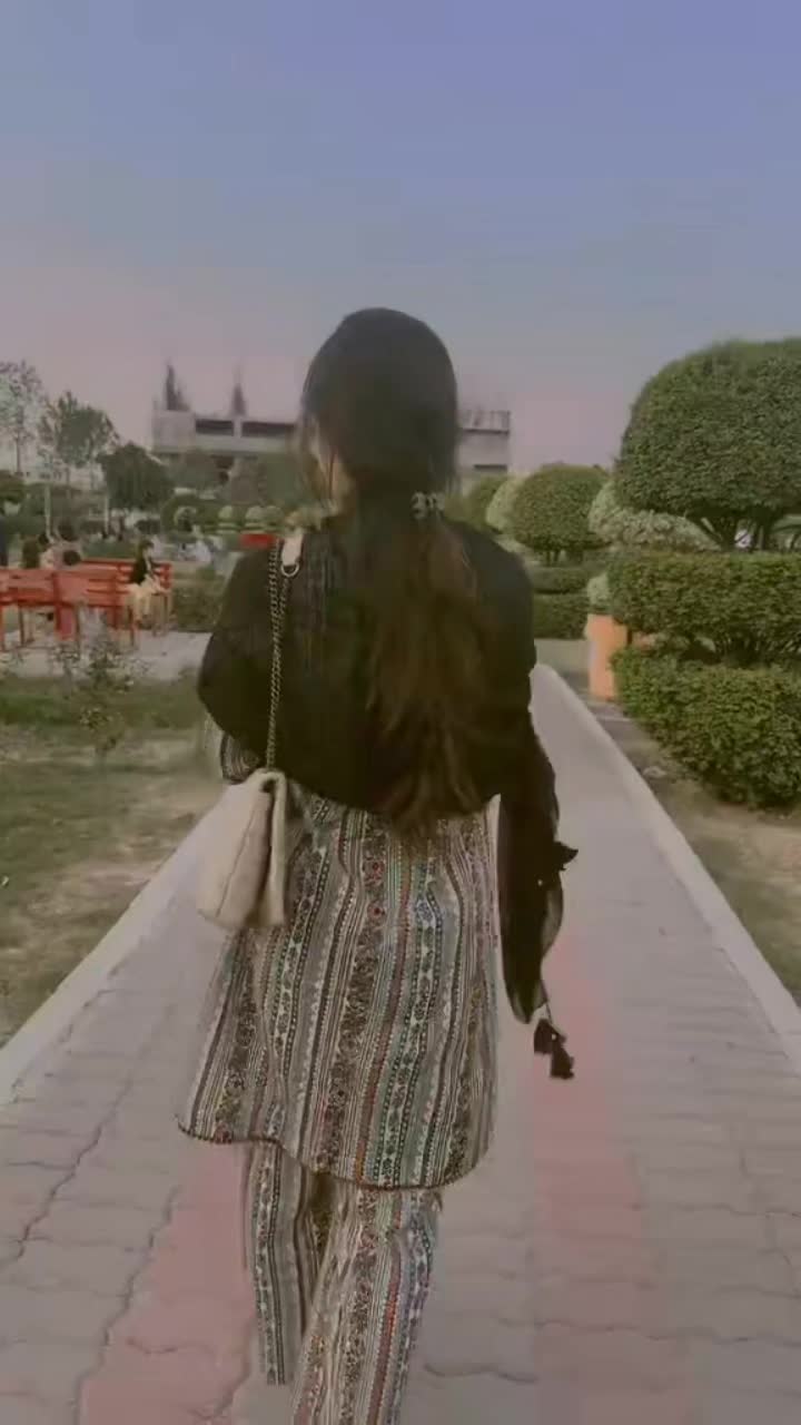 @Sana khan😊