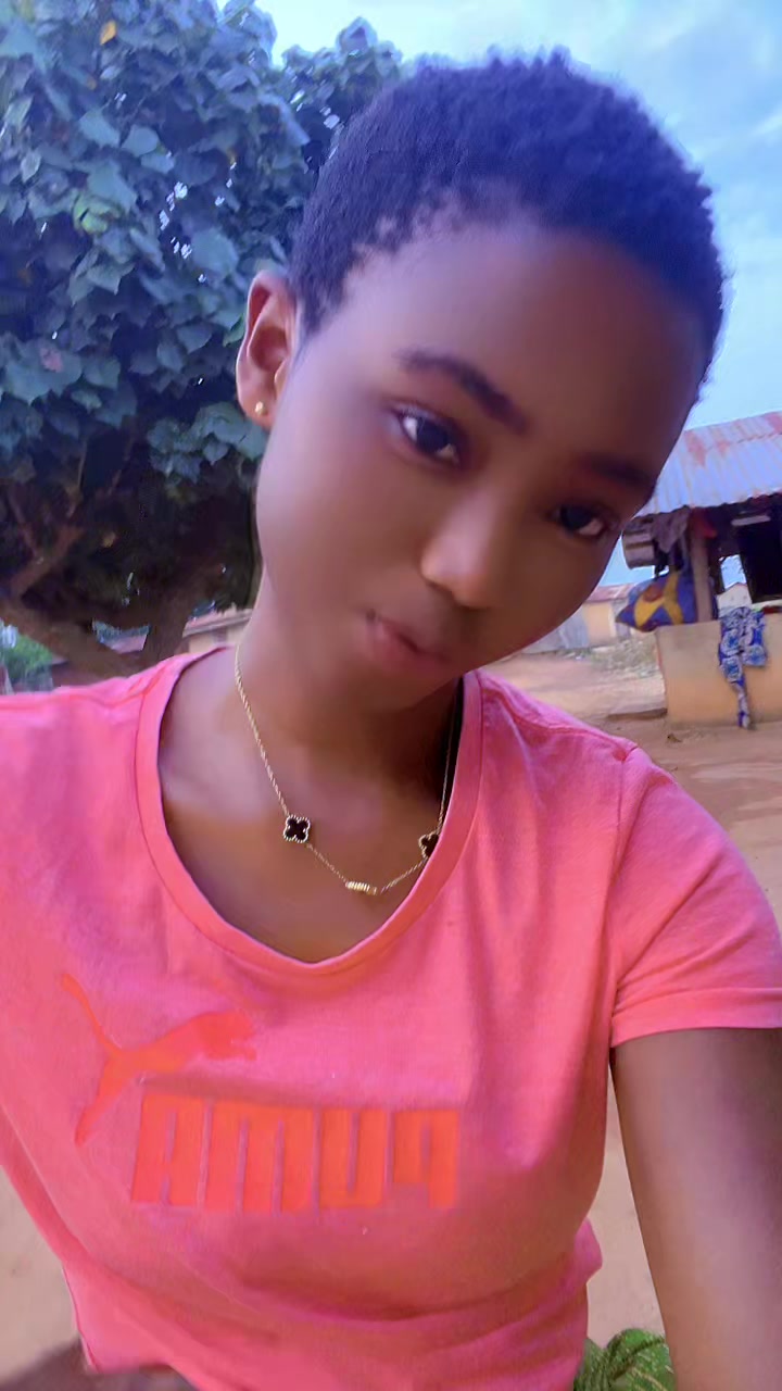 @L❤️ princesse 👑 du roi 🤴