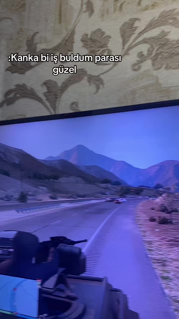 @MontegaCarlos