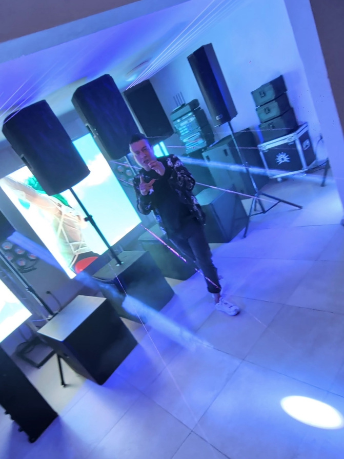 @chris.ibiza