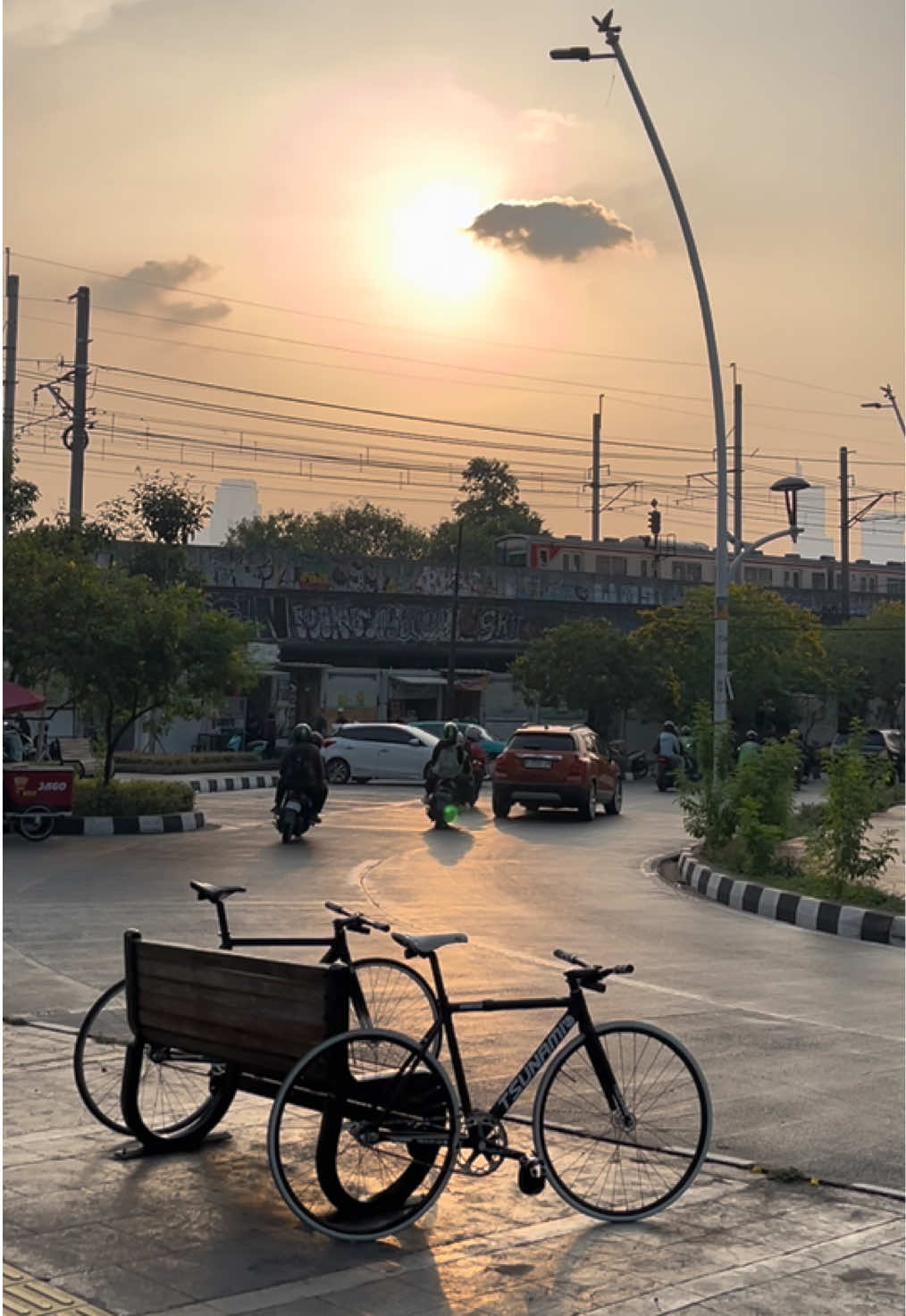 @adzkurkur