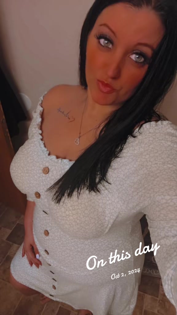 @💗🖤ThIcKaNdSaSsY83🖤💗