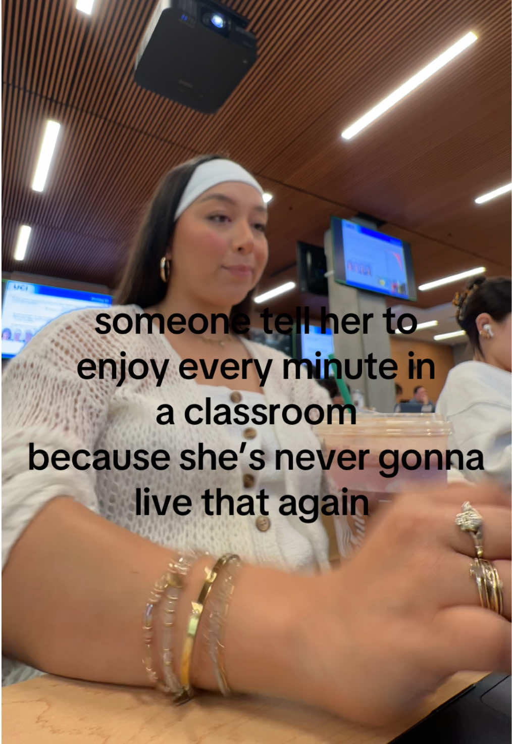 @Em⋆𐙚 ̊