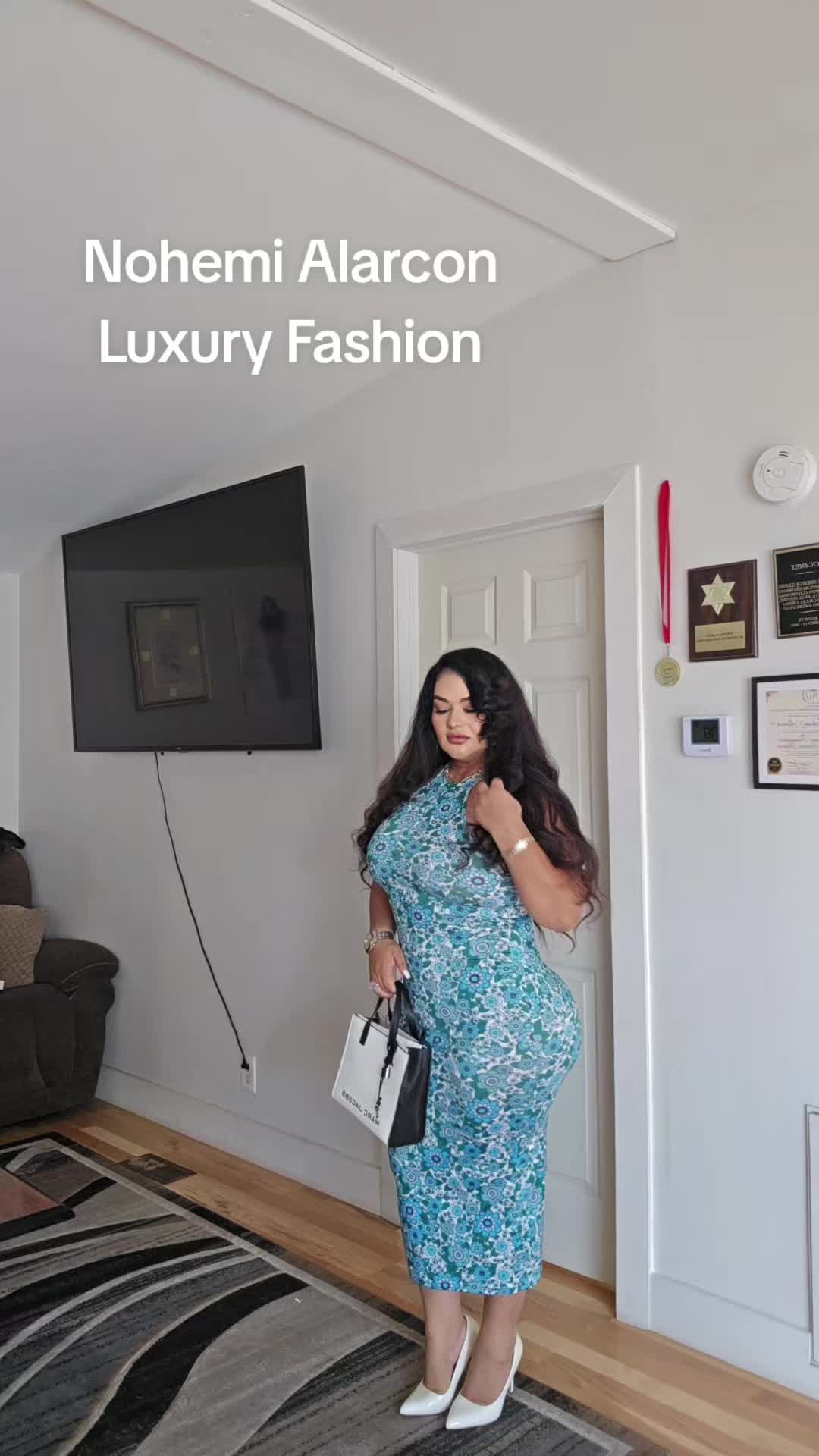 @Nohemi Alarcon Luxury Fashion