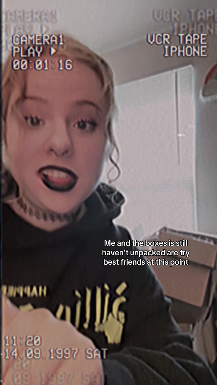 @Alex🤟🏻
