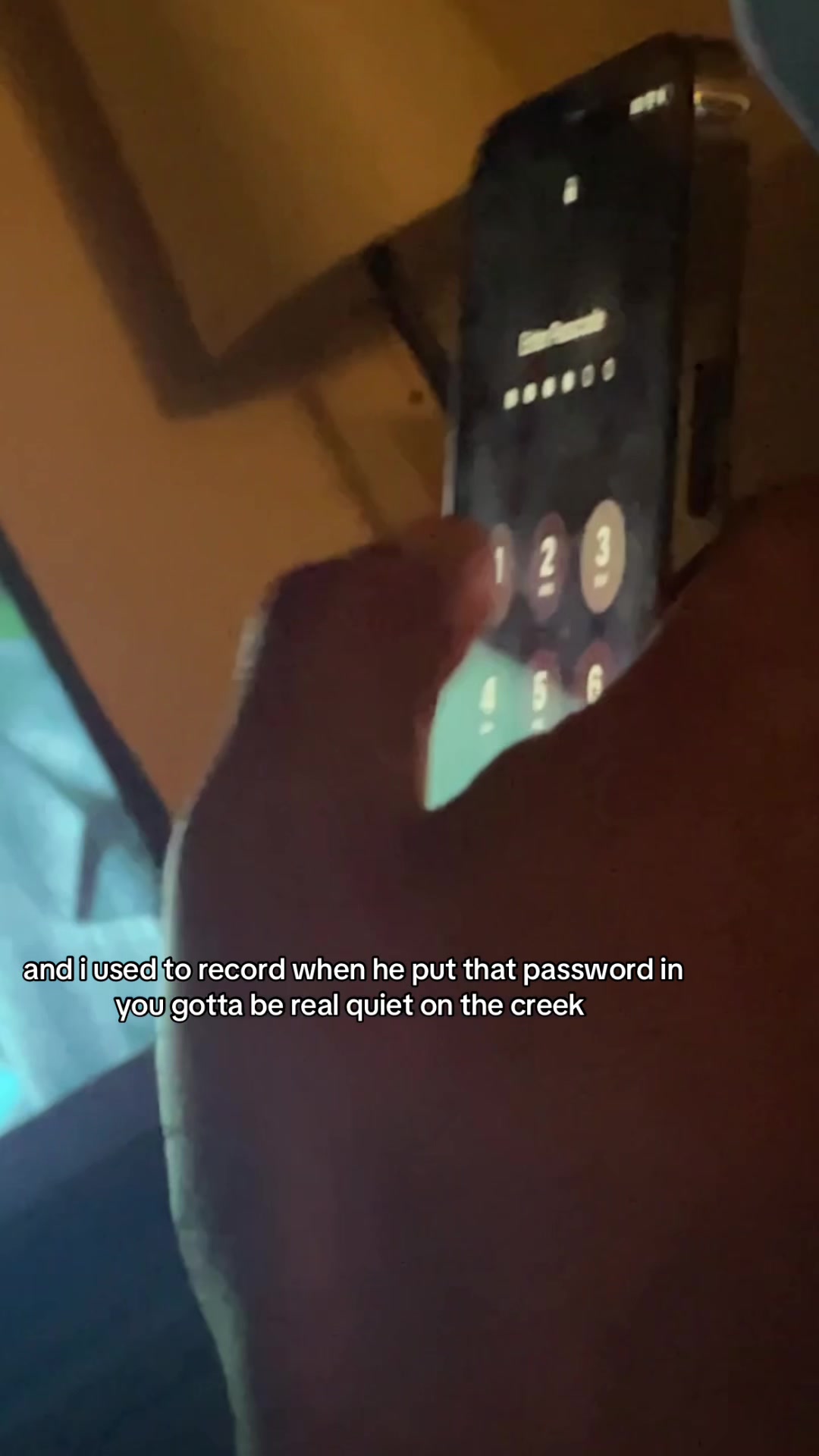 @️