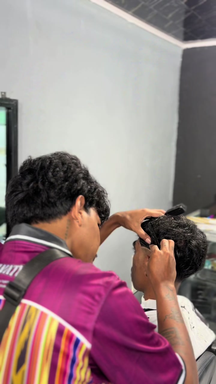 @Puru BarberShop