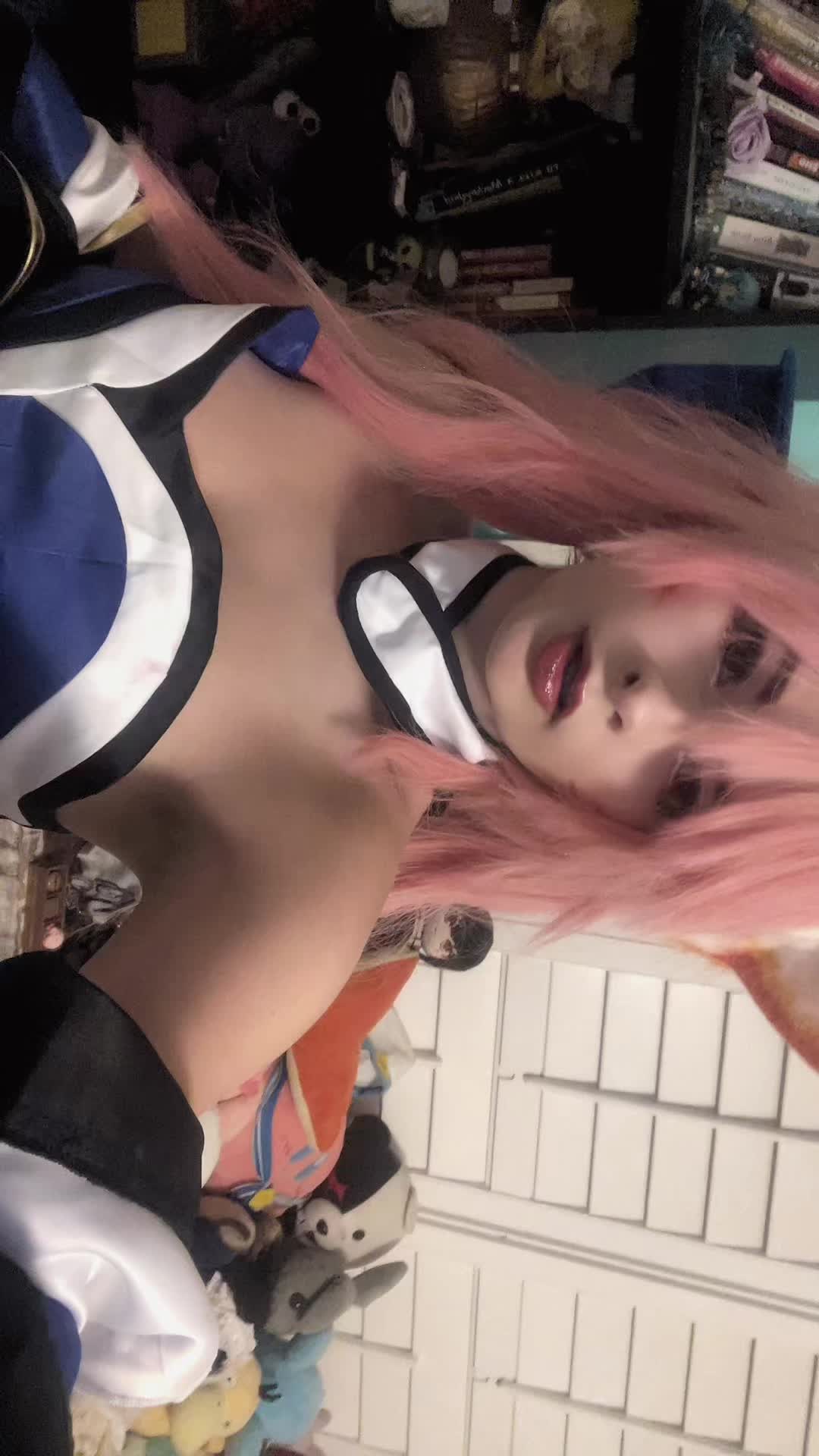 @(˵ •̀ ᴗ - ˵ )