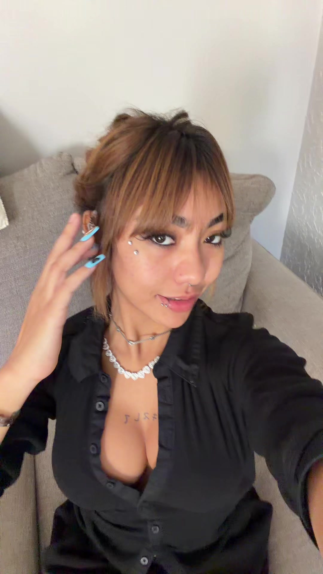 @Angietowers