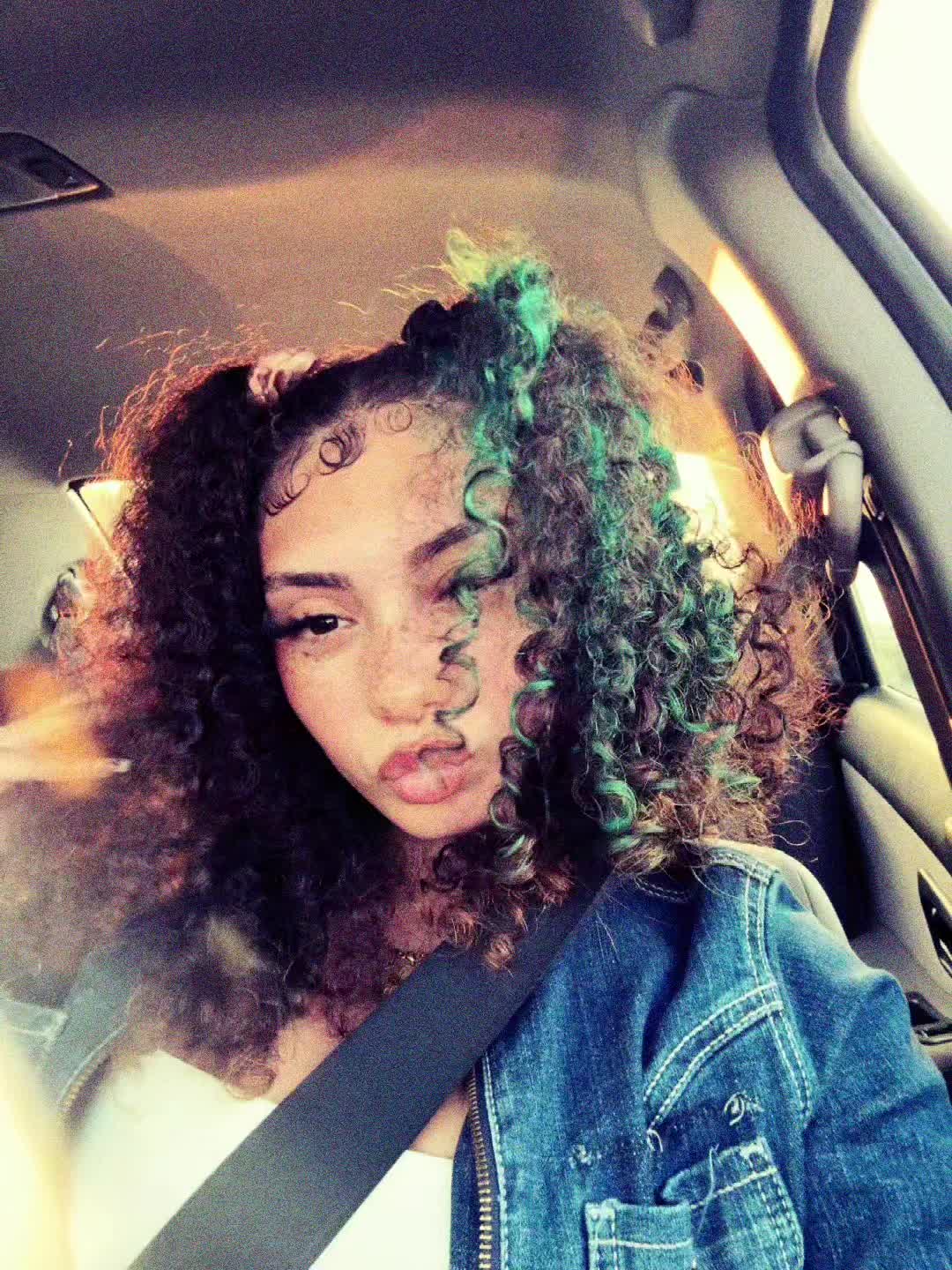 @🎨