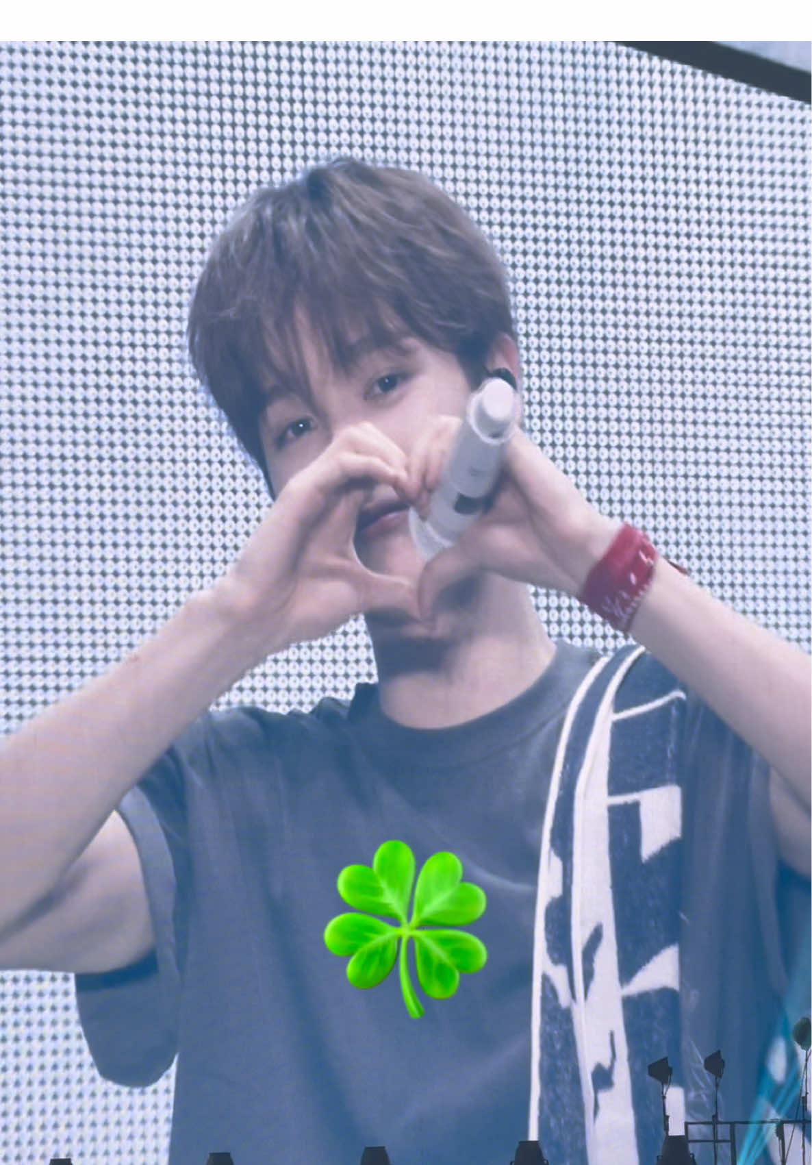 @🍀