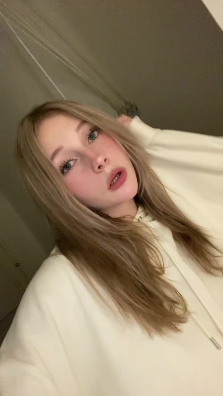 @ASYXX