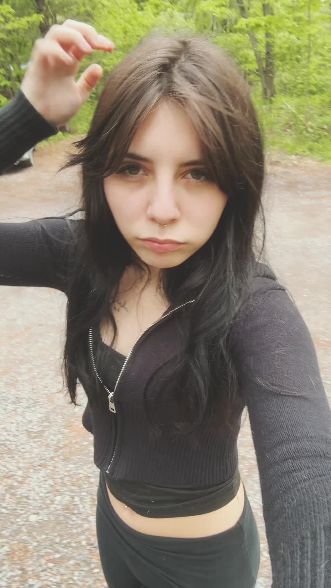 @neveahleighh