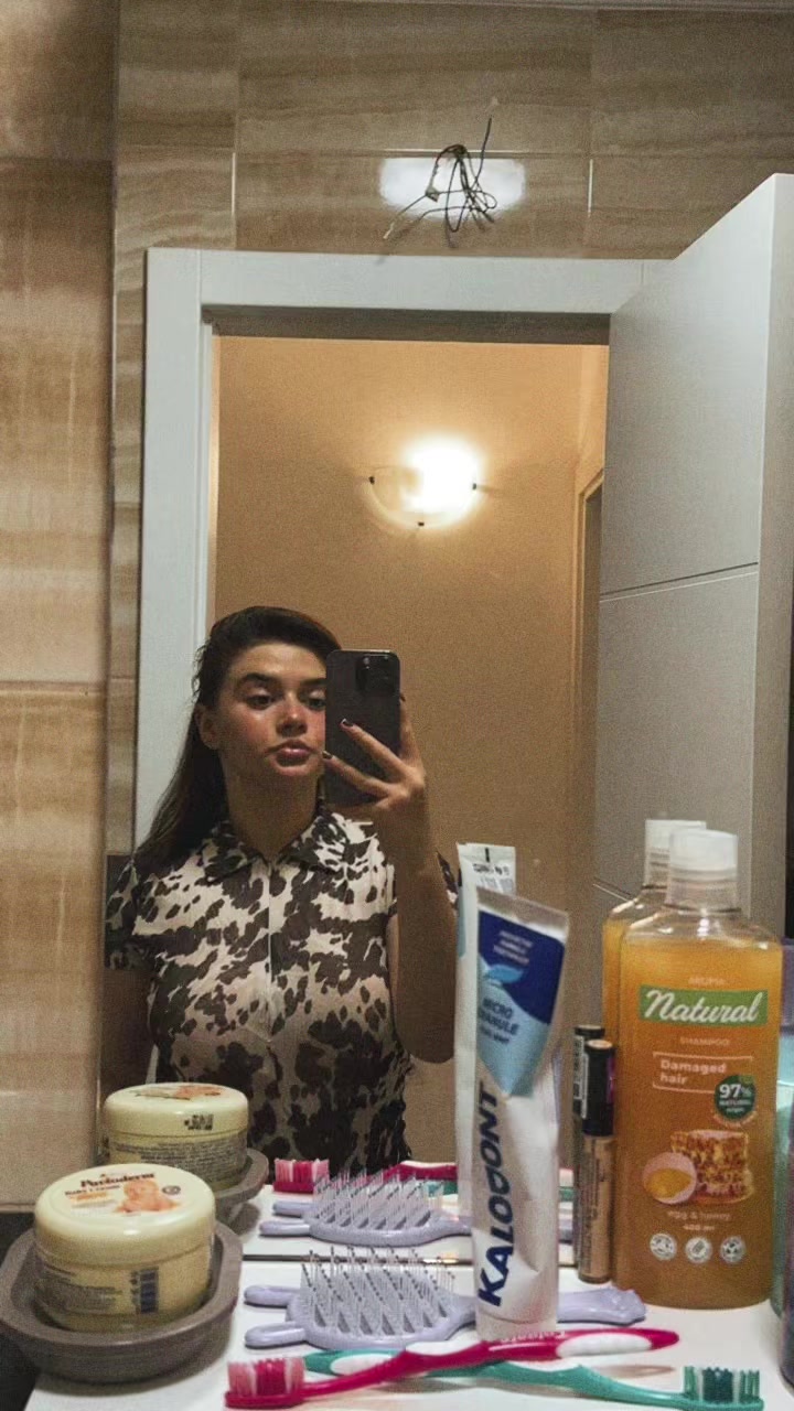 @vikixq👑
