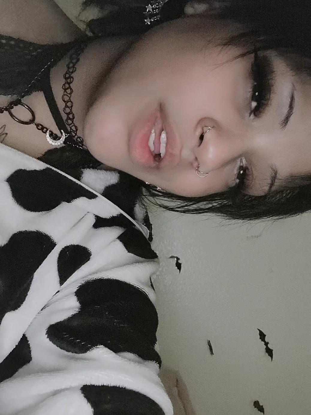 @hella_vibez1979