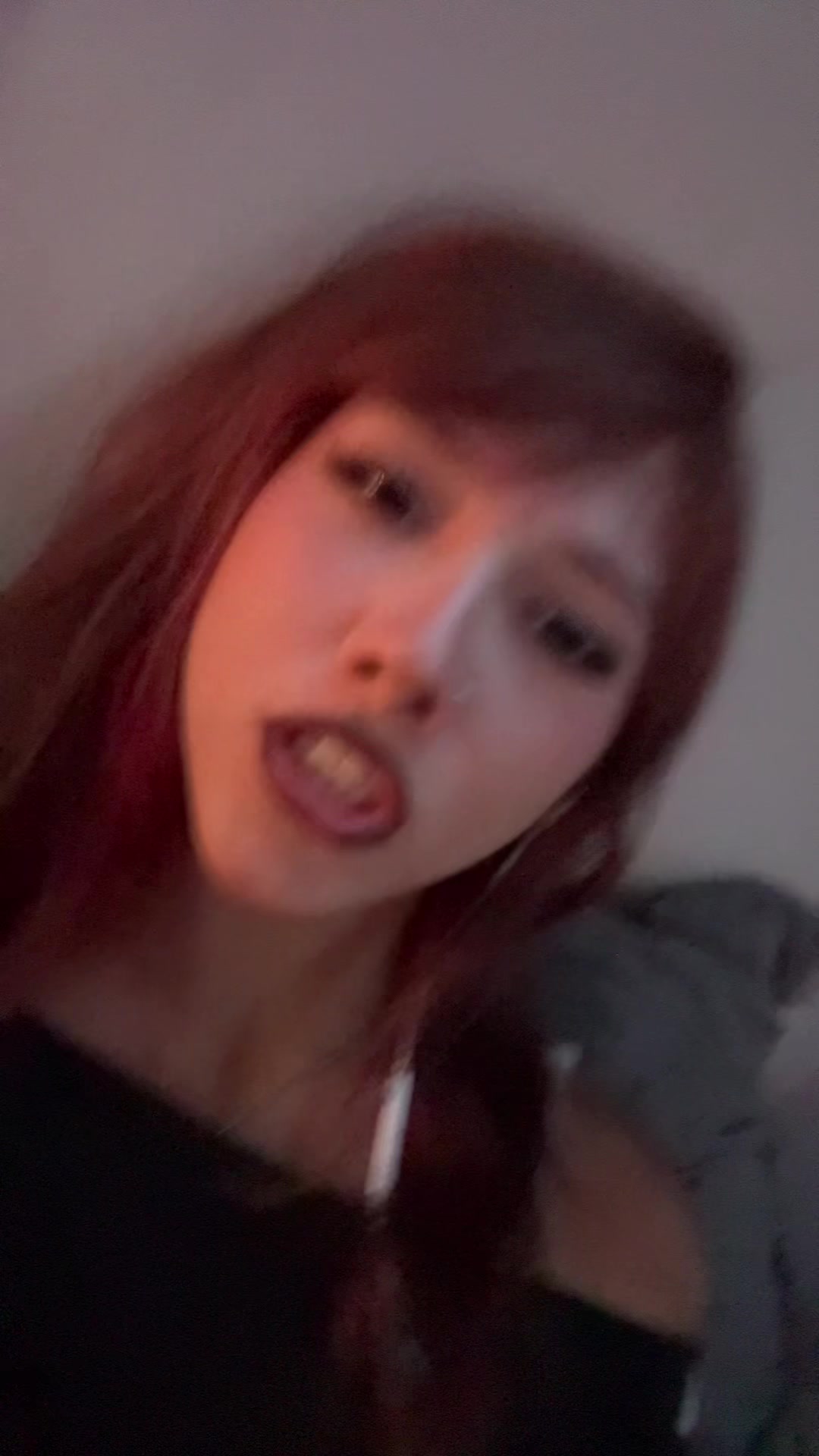 @🧛🏻♀️