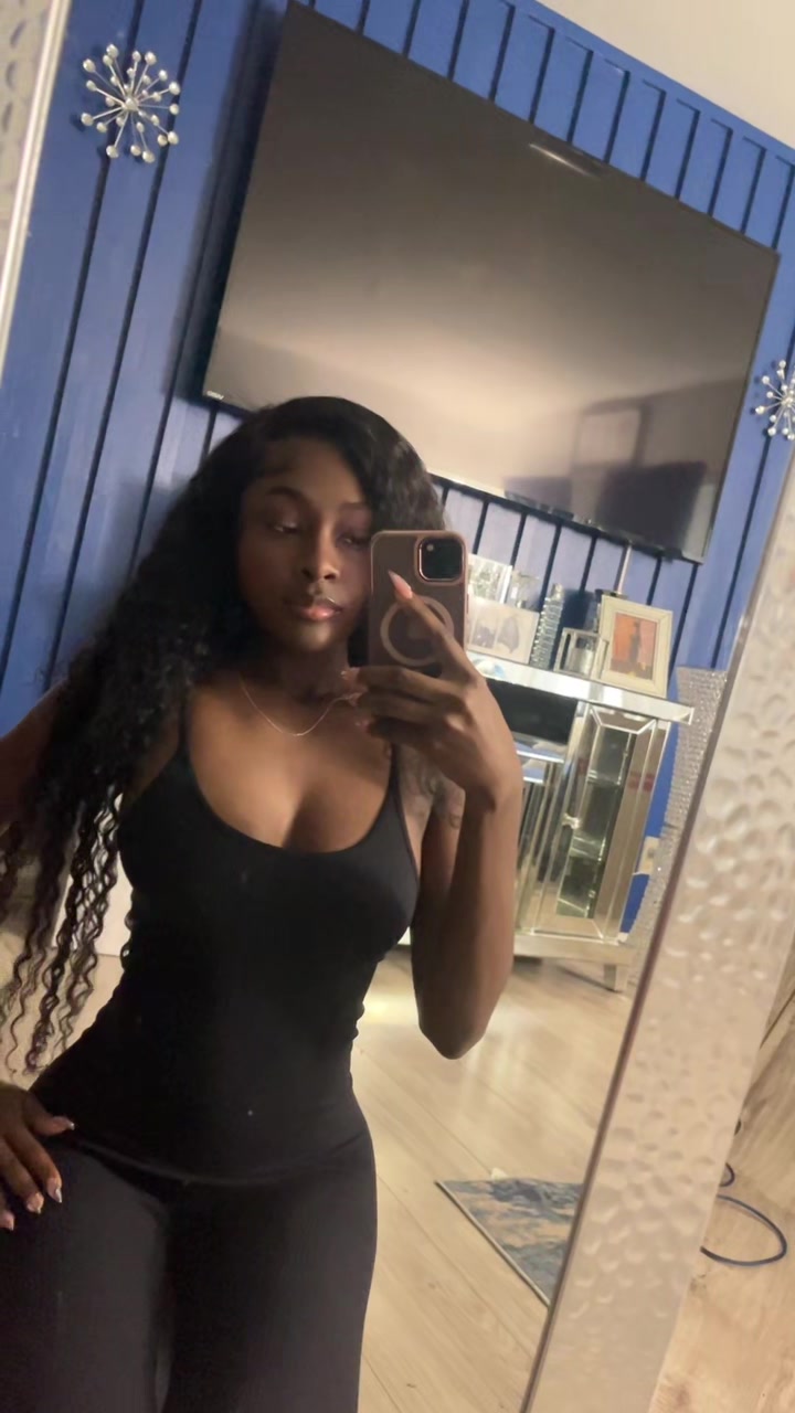 @Destynee