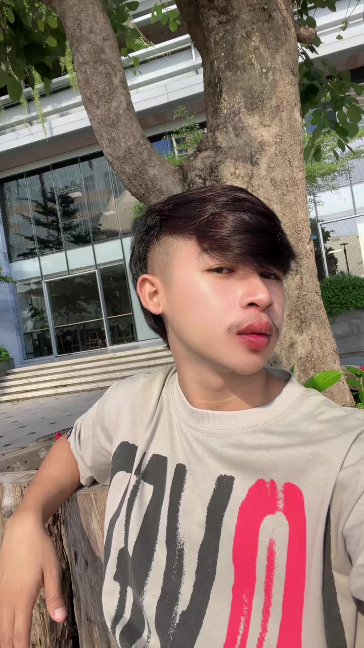 @Ny🕷️🕸️