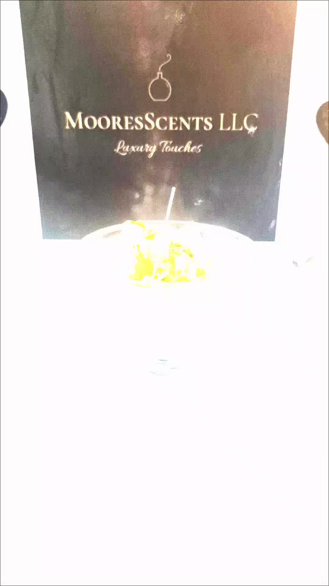 @Mooresscents LLC
