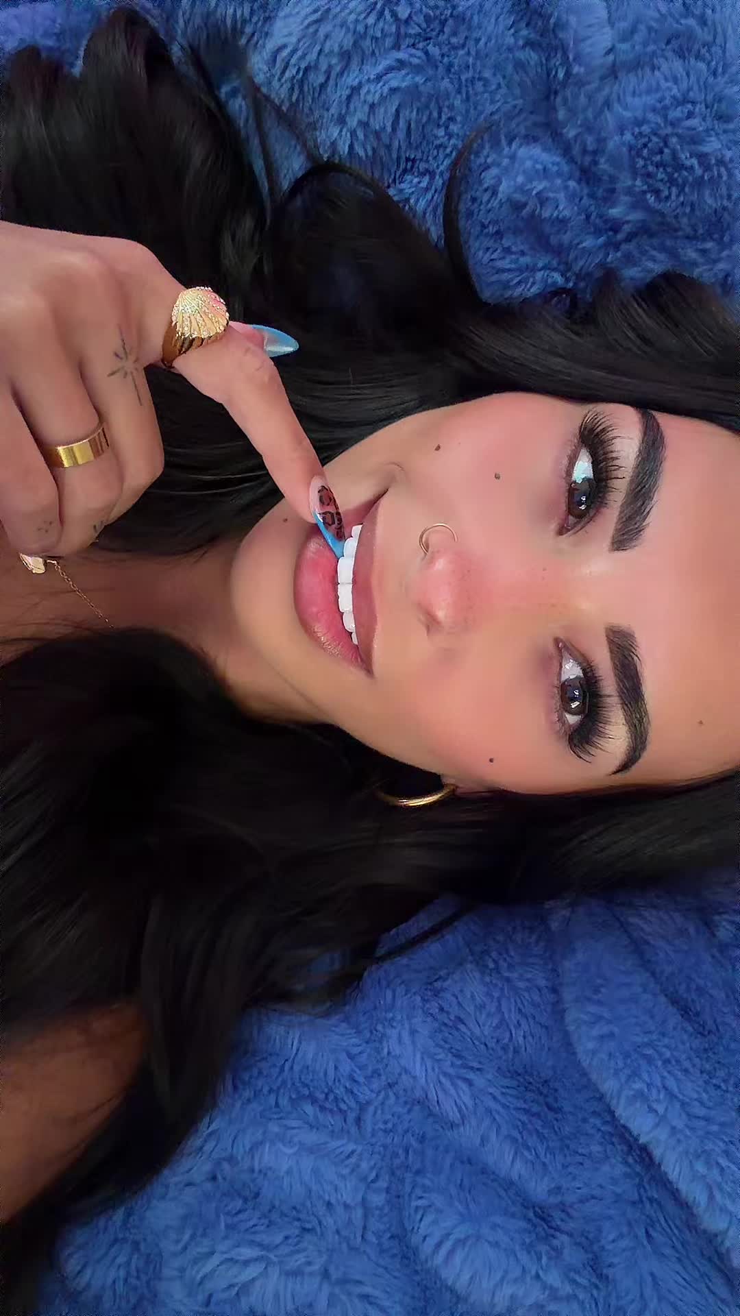 @avabaeva