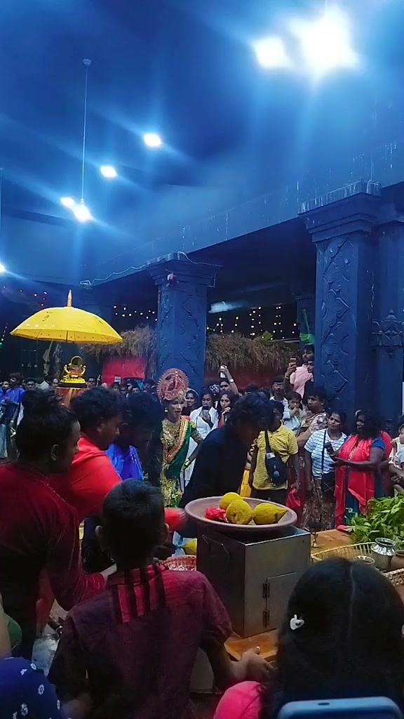 @Y.S.T . நான் ஒரு முட்டாள் பெண்