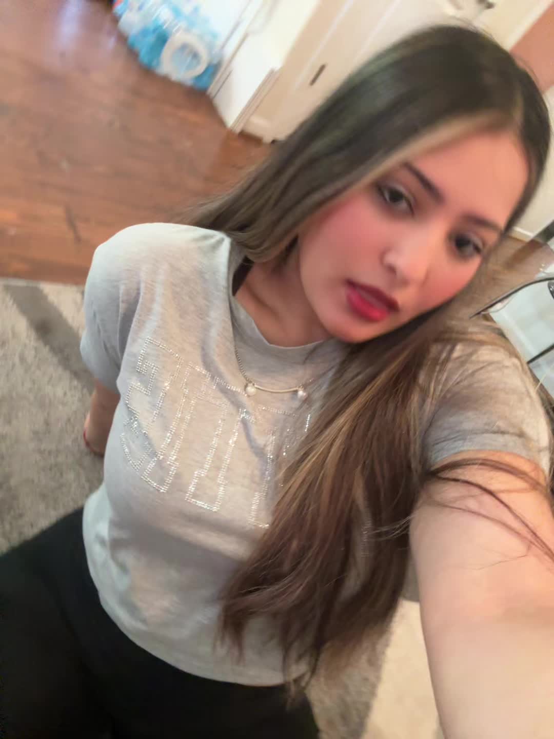 @Mari 🍒✨