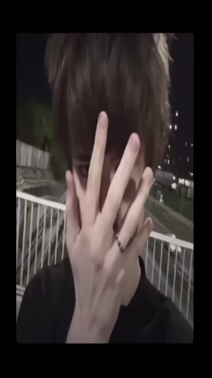 @.𝓝𝓪𝓹𝓸𝓵𝓮𝓸𝓷.