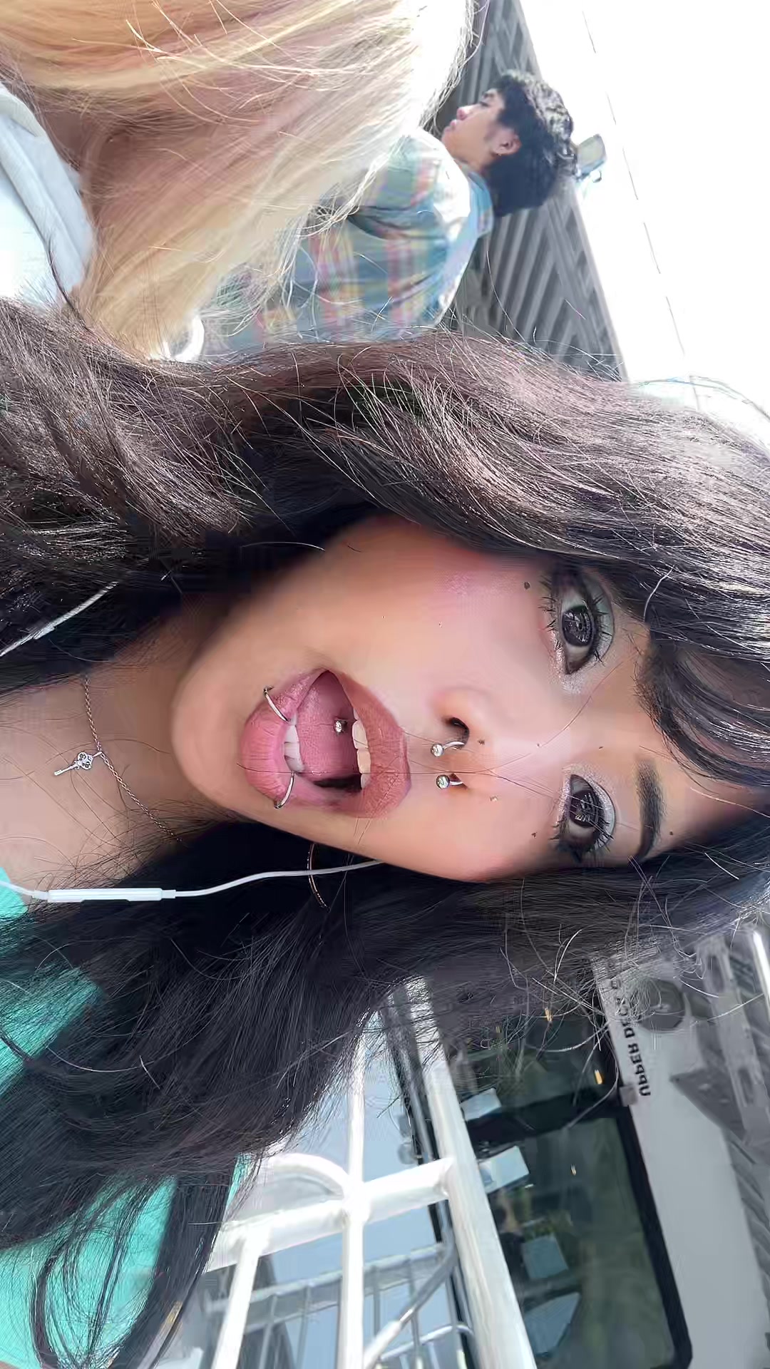 @novi