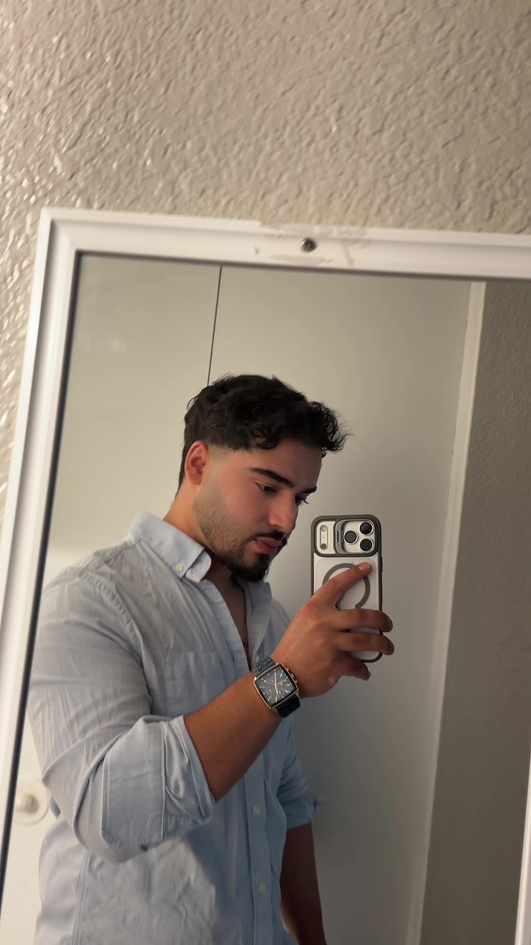 @hajishamoonkhan