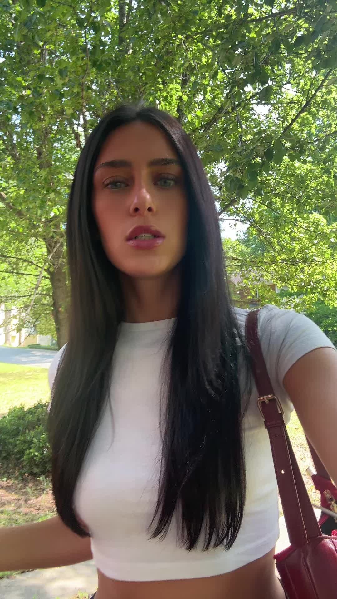 @bellholden222