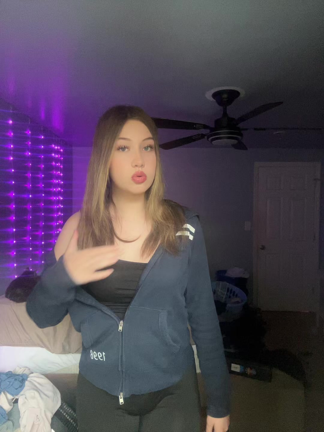 @bellaaa