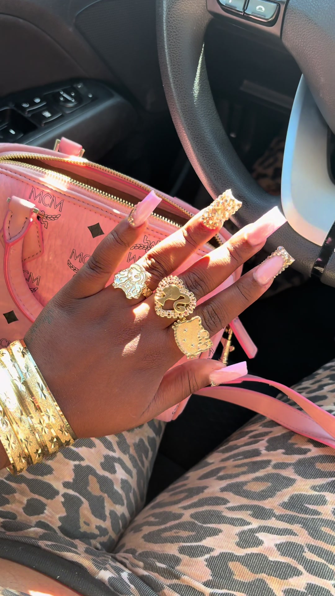 @AMYAHSCUSTOMS 🎀