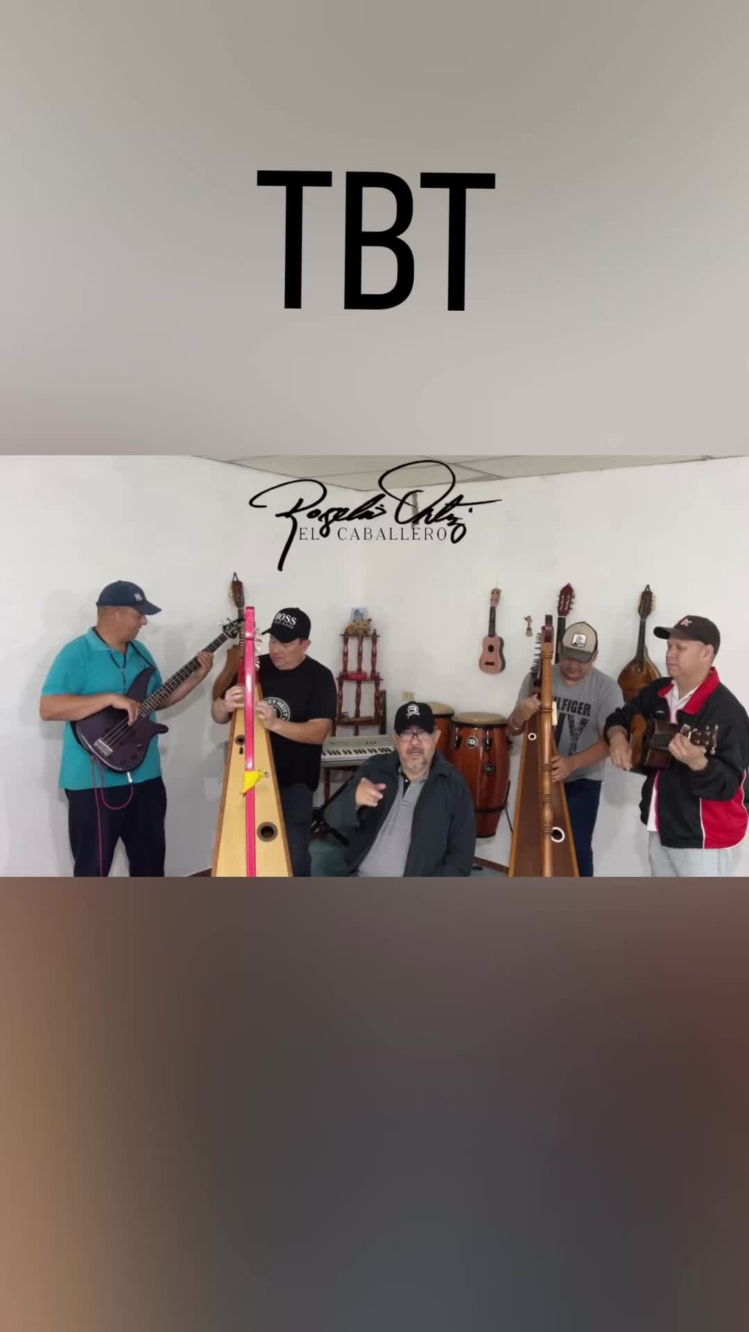 @ROGELIO ORTIZ Í CANTANTE