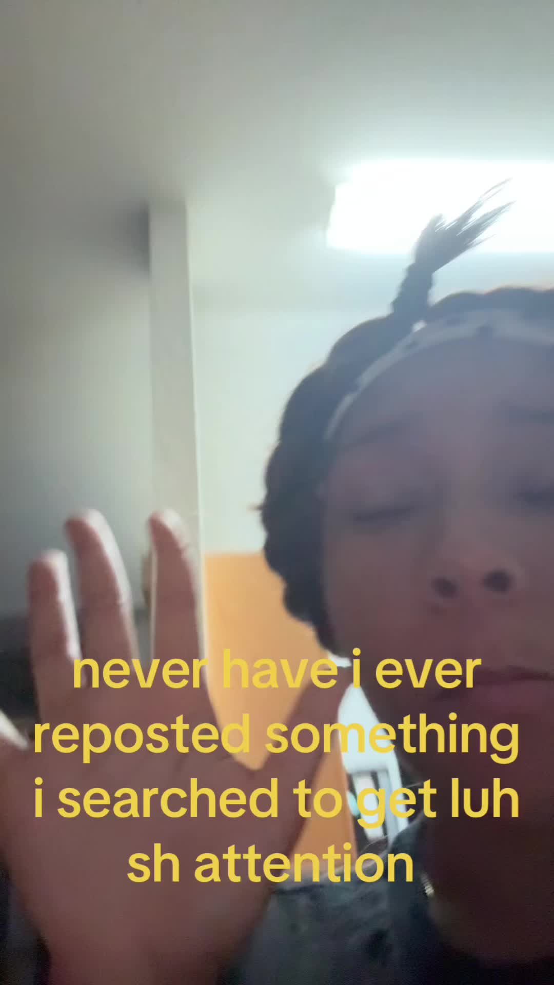@❌