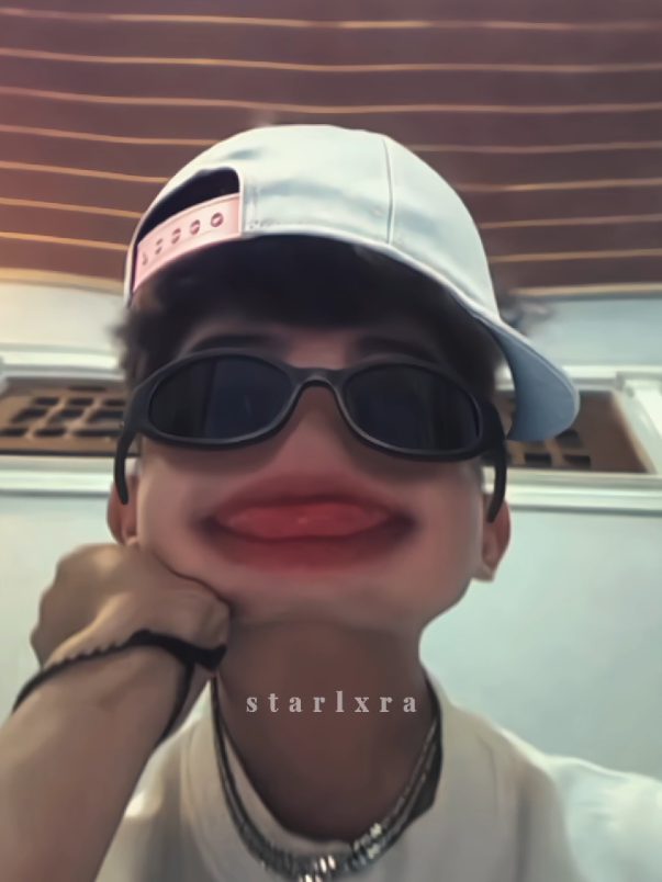 @๐ฌ๐ญ๐๐ซ๐ฅ๐ฑ๐ซ๐_โง