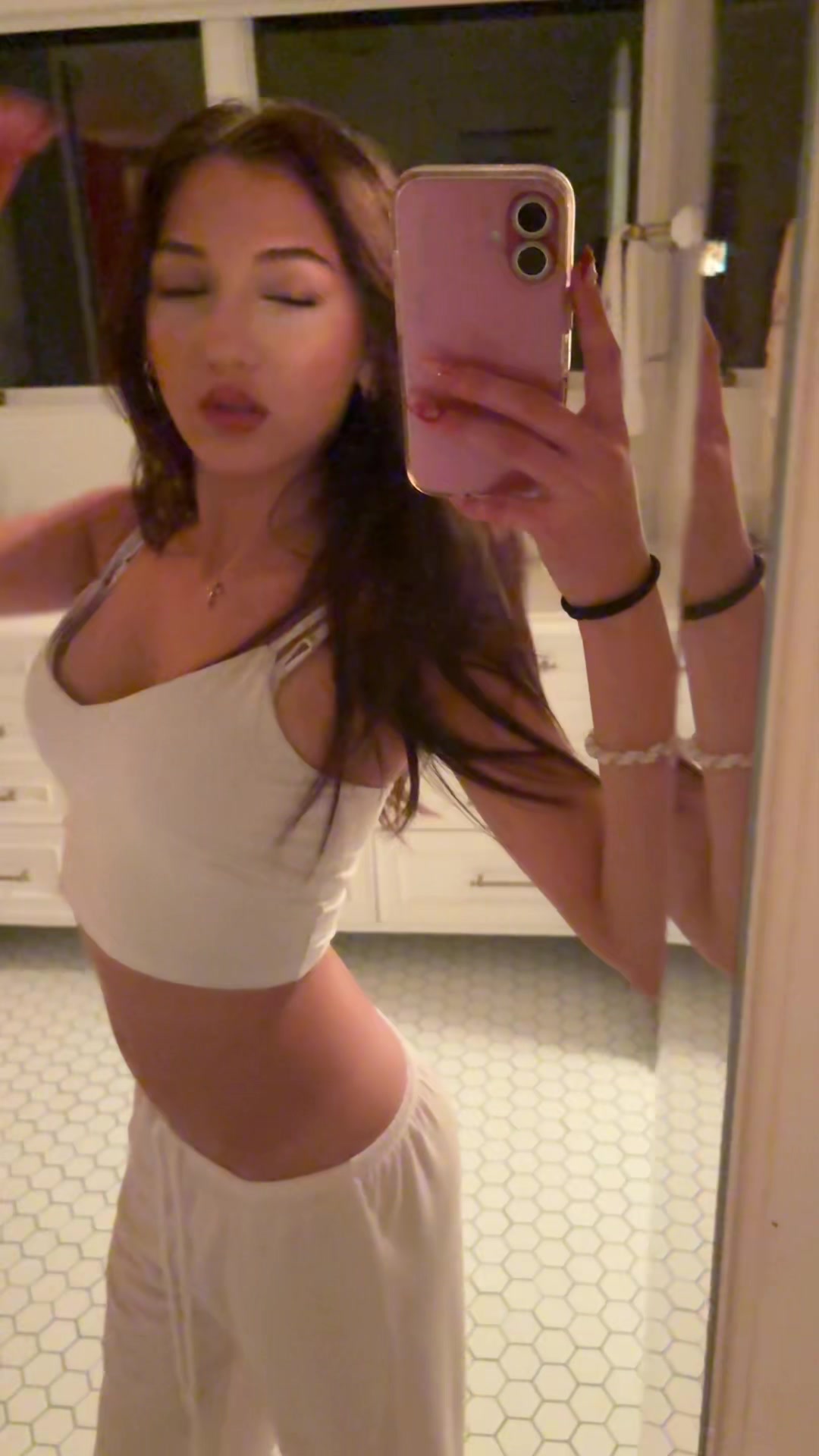 @Lily