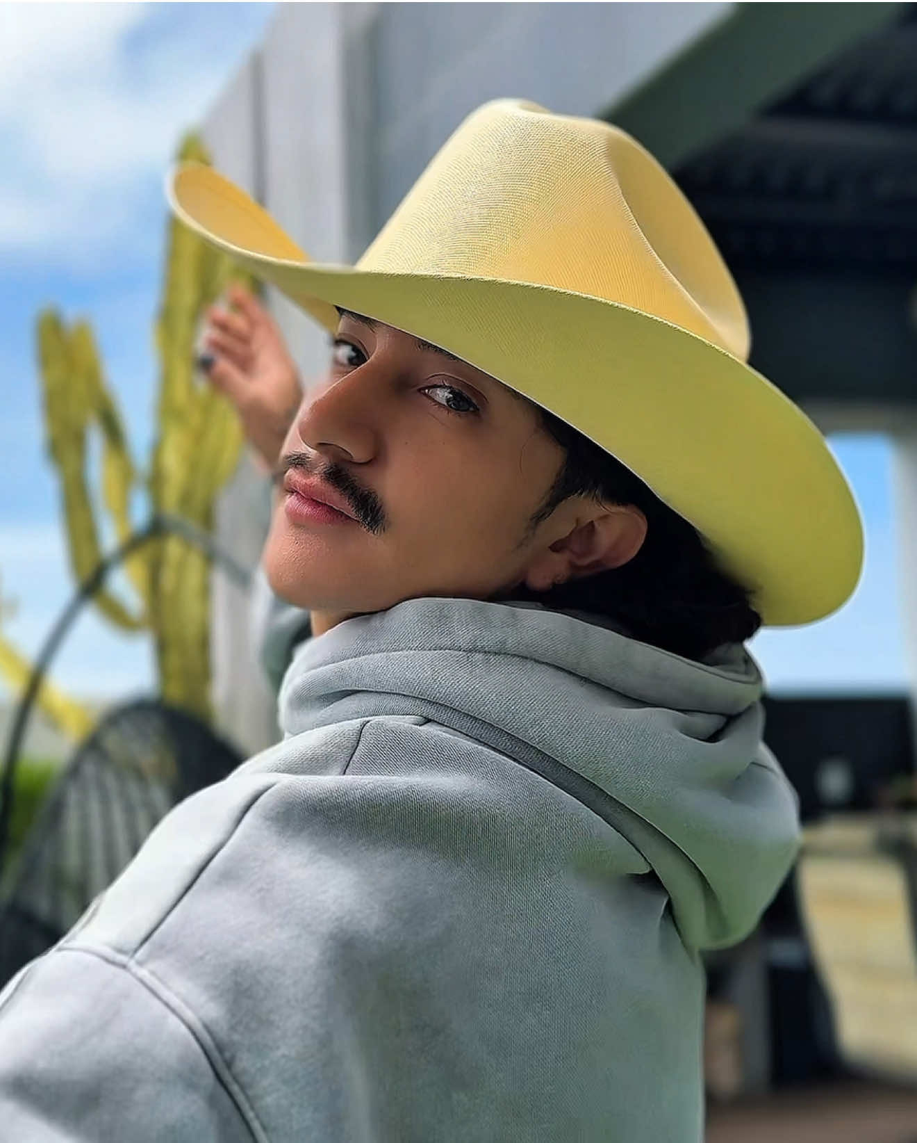 @Mario Aguilar