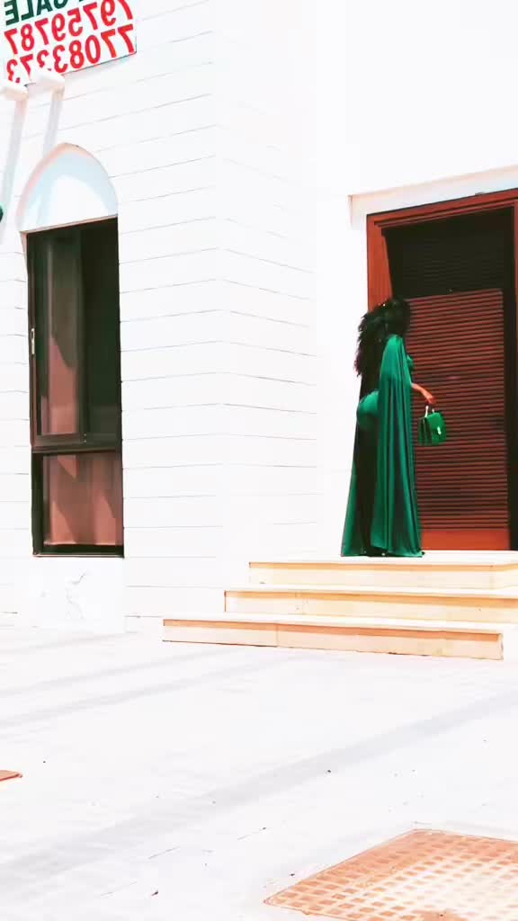 @Leah's fashion🇺🇬🇴🇲🇴🇲