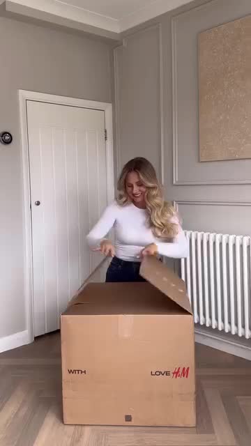 @Ashley_Reynolds