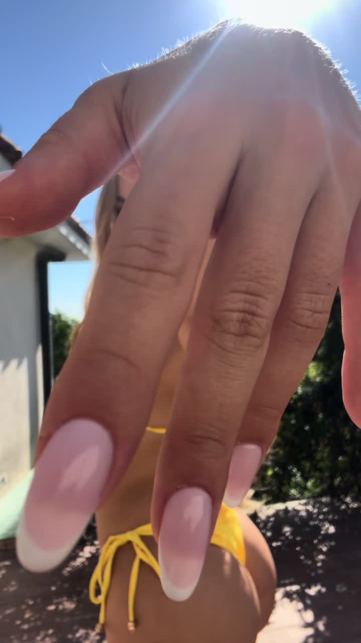 @nicolesimeonex