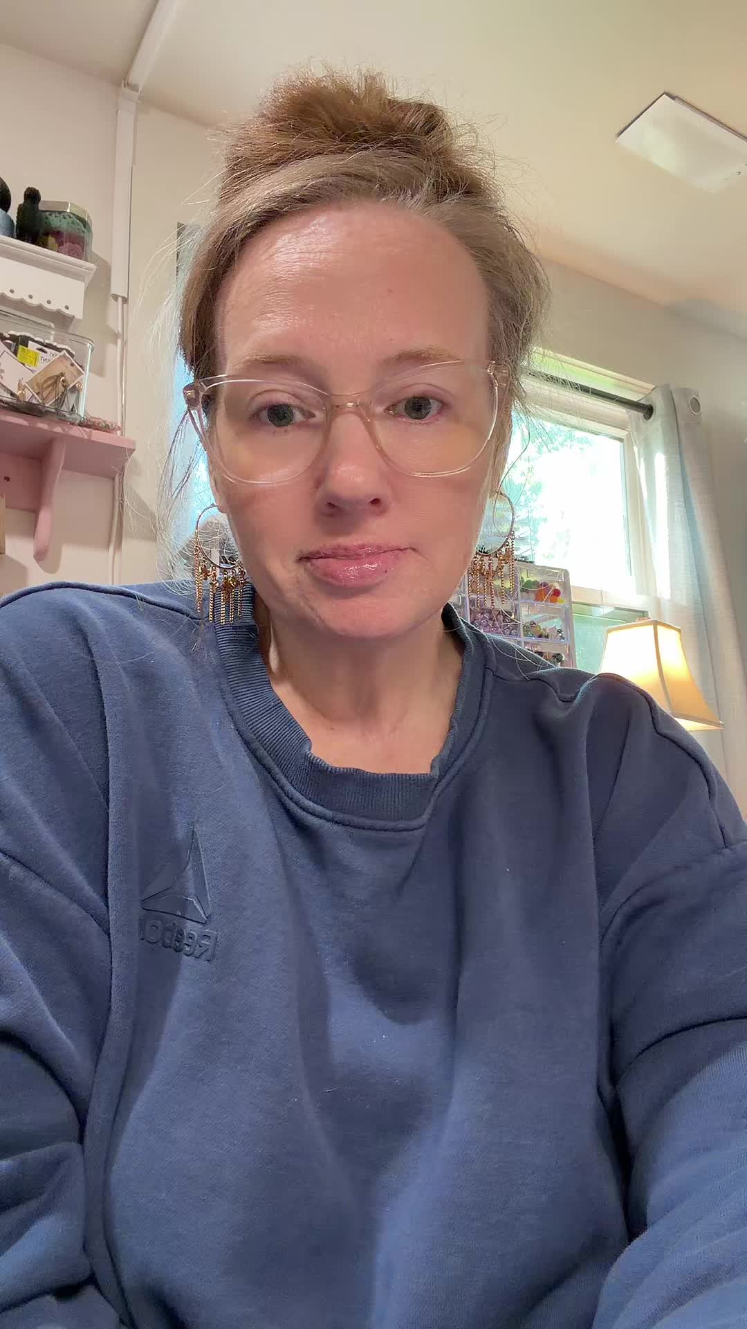 @Lauralizjournals